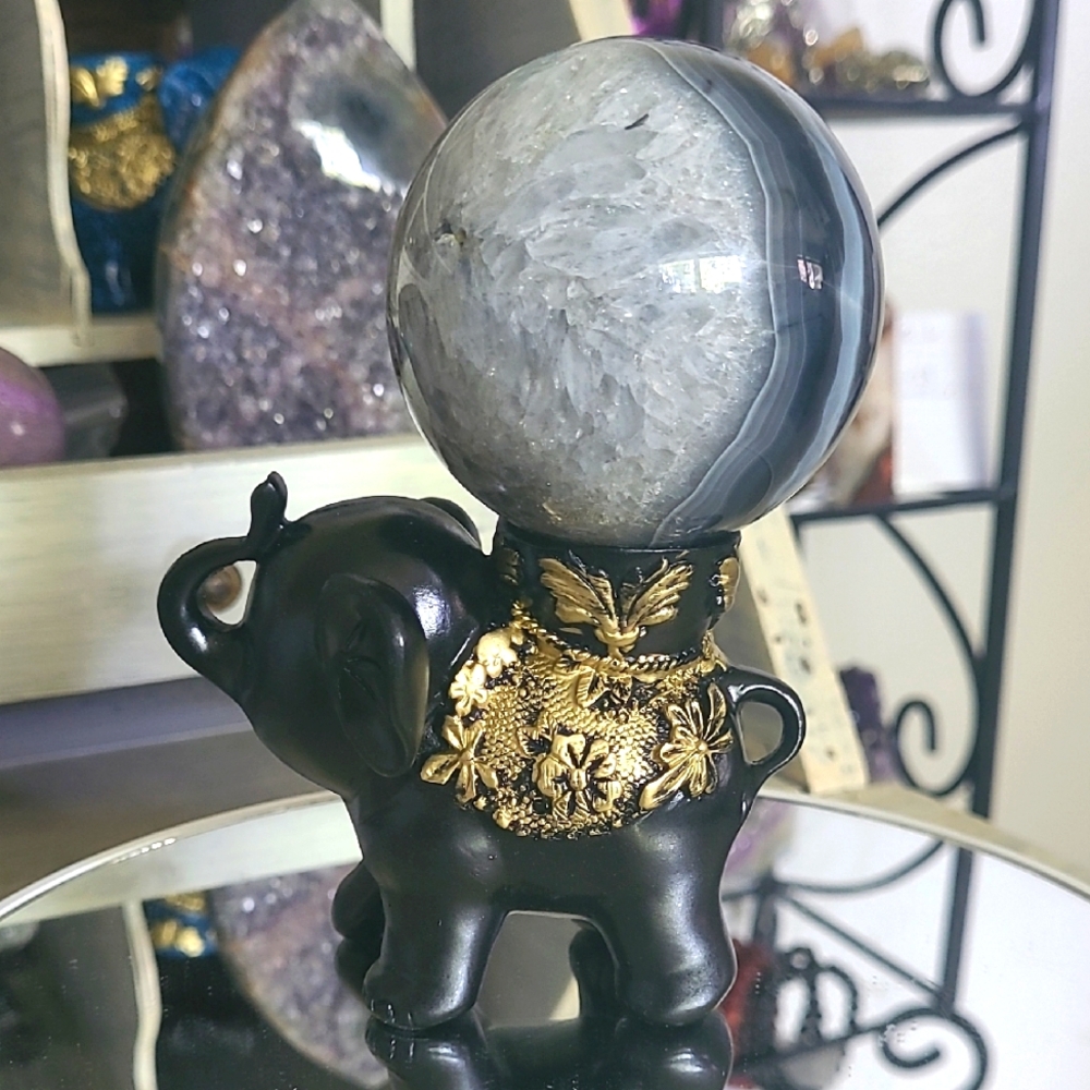 Black Sardonyx Sphere On Elephant Stand